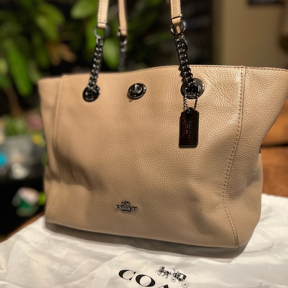 Coach Handbags - Coach Taupe Fog Pebble Leather Chain Shoulder Bag